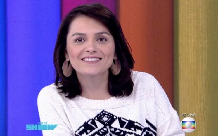 Monica Iozzi pede "oração" para que bala perdida atinja político e provoca polêmica