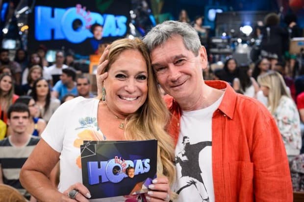 No "Altas Horas", Susana Vieira critica sexóloga Laura Muller: "Você tem que ser mais séria"
