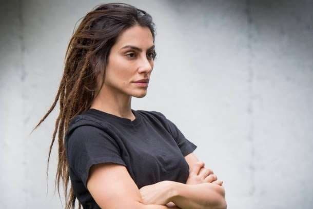 Cleo Pires é flagrada no cinema com o ex João Vicente