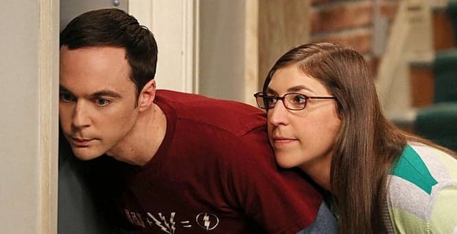 Sheldon e Amy transam pela primeira vez em "The Big Bang Theory"