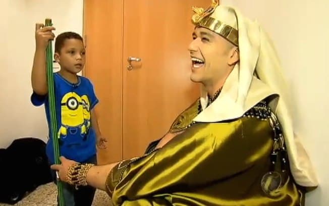 "Hoje em Dia" aposta em "Os Dez Mandamentos" e lidera na Record