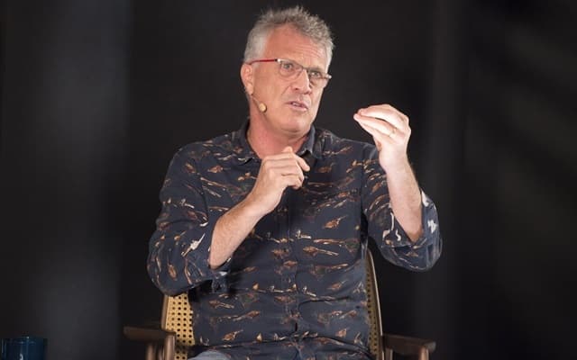 Globo confirma que Pedro Bial pode substituir Jô Soares