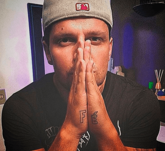 Thiago Servo comenta possibilidade de gravidez de Ana Paula Minerato: "Estou muito nervoso"