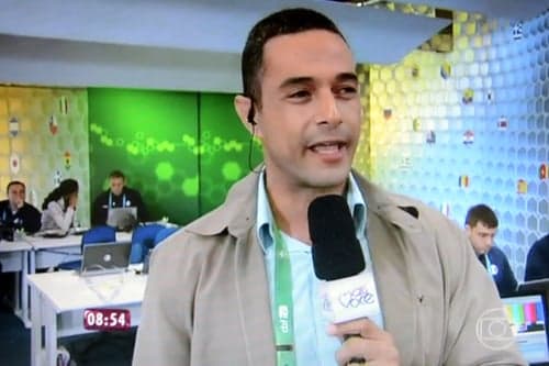 Golpista se passa por repórter do 'Mais Você' e "faz a festa na praça"