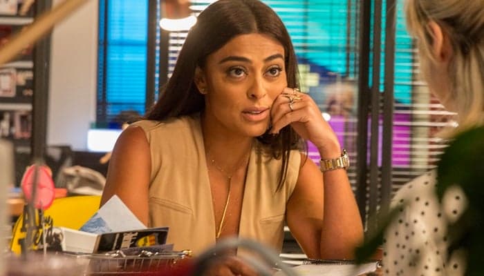 "Totalmente Demais": Com ciúmes, Carolina altera concurso para prejudicar Eliza