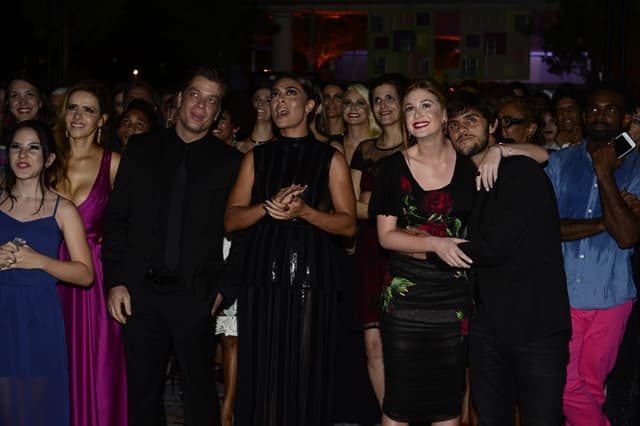 Globo promove festa de lançamento de "Totalmente Demais" em Museu de Arte no Rio