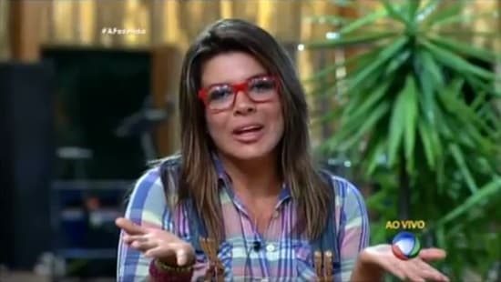"A Fazenda 8": Mara Maravilha e Carla Prata fazem barraco durante votação ao vivo; assista