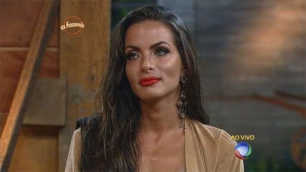 "A Fazenda 8": Mara Maravilha permanece e Carla Prata é a oitava eliminada