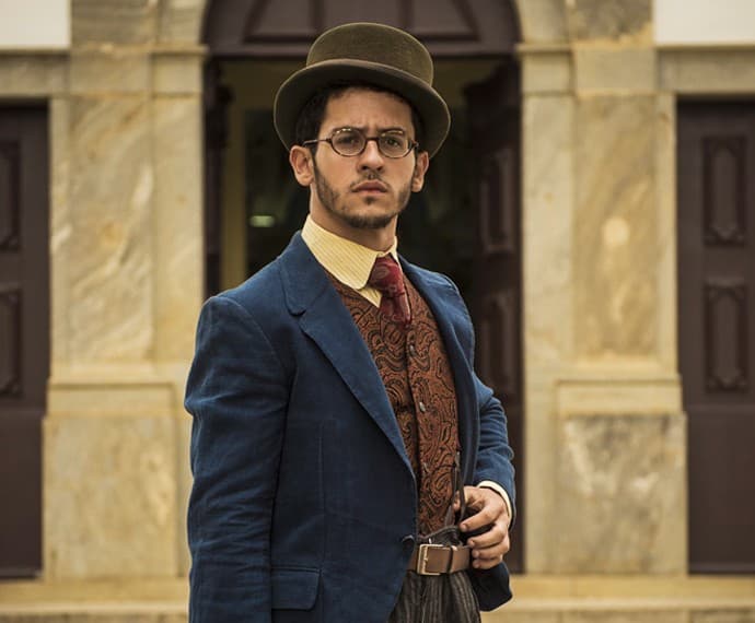 Aos 21 anos, David Lucas surpreende com músculos e garante: "Nunca tomei anabolizantes"