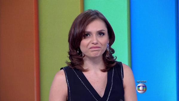 Monica Iozzi ganha presente inusitado e fica perplexa ao saber o significado