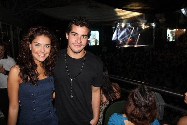 Paloma Bernardi desabafa sobre boatos de crise com Thiago Martins: “Fico chateada”