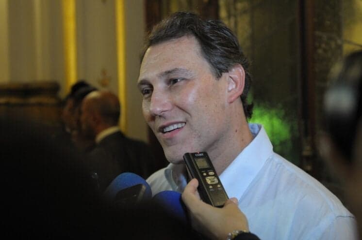 Paulo Goulart Filho ainda não acertou sua participação em "A Terra Prometida"