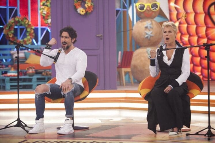 Xuxa participa do "Legendários Especial de Natal" e afirma "Queria ter o dom de curar minha mãe”