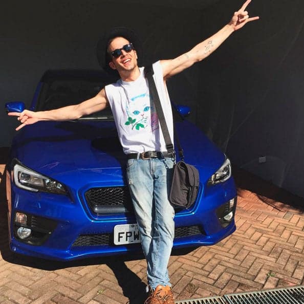 Fiuk publica foto com novo carro avaliado em quase R$ 200 mil
