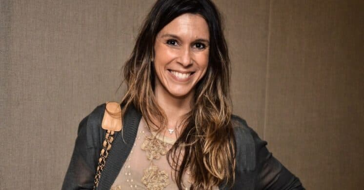 "Eu penso em ser mãe sempre", revela Sarah Oliveira
