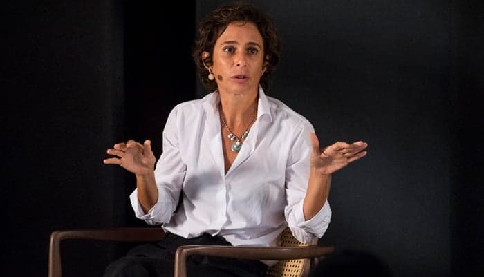 Andréa Beltrão relembra carreira na TV e diz que está cansada de si mesma