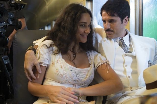 Colunista revela porque Ernesto e Filomena estão "apagados" em novela das seis