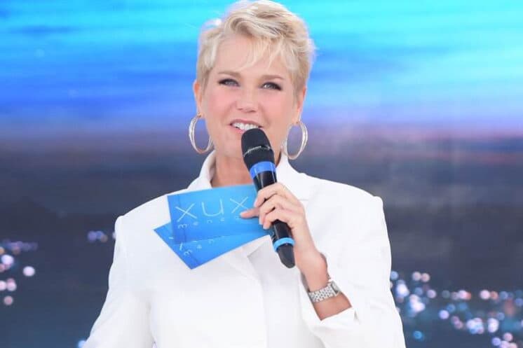 Pela primeira vez, Xuxa declara que não sabe se continuará com programa ao vivo na Record