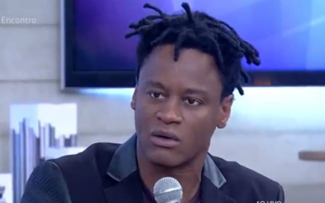"Não tenho raiva de racista, tenho pena", afirma Toni Garrido