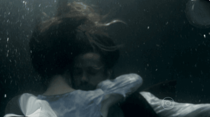 Novela da Globo, "Além do Tempo" faz sucesso no Chile e já é líder de audiência
