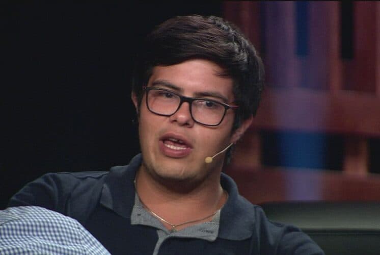 Após esnobar convite de Paola Carosella, Lucas recebe duras críticas no "MasterChef"