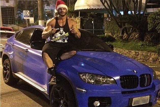 Kléber Bambam ostenta novo carrão: ‘Presente de Natal’
