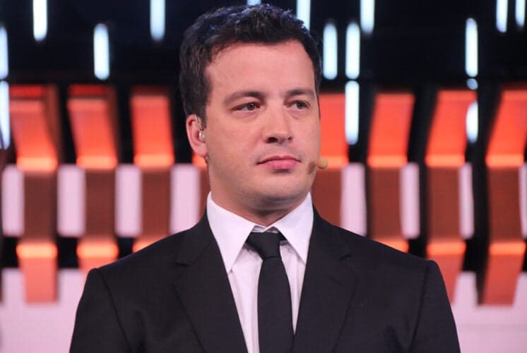 Após cancelamento do "CQC", Rafael Cortez pede emprego à Globo