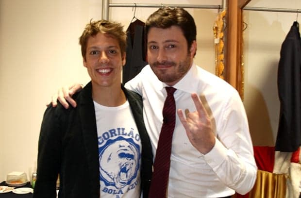 Após polêmica com Xuxa, Danilo Gentili promete fazer "Porchat crente" no "The Noite"