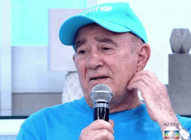 Renato Aragão revê cenas dos Trapalhões e dispara: "Somos eternos"