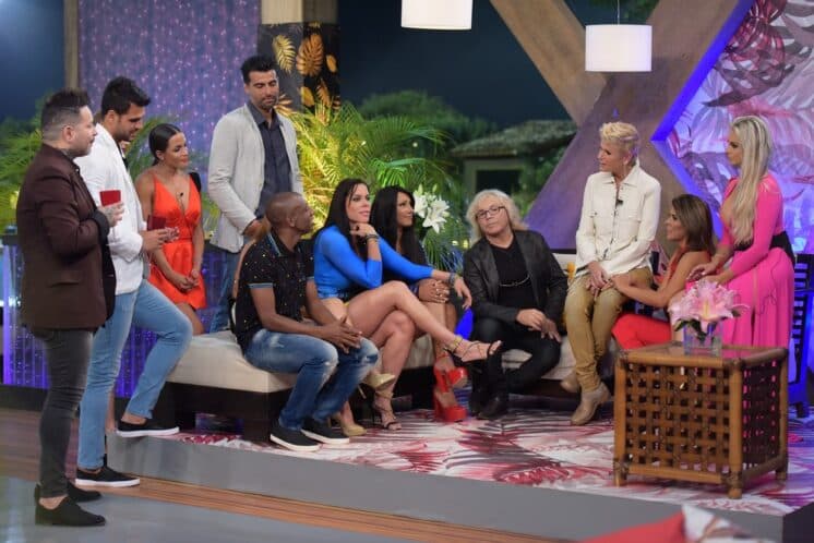 Confira as primeiras imagens de Xuxa no reality show "A Fazenda"