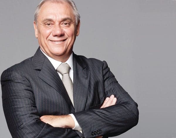 Família se despede de Marcelo Rezende com brinde em velório