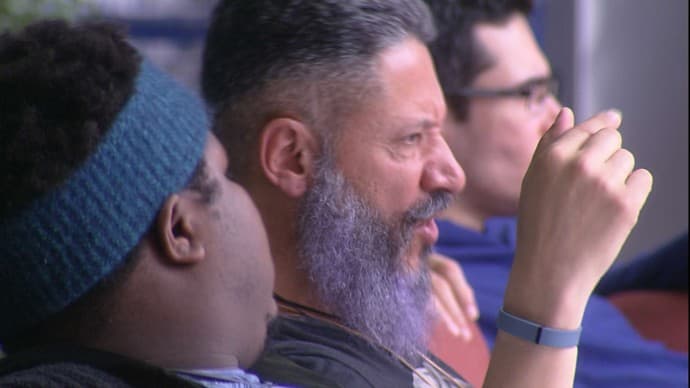 "BBB16": Laércio perde paciência com Daniel: "Quero ver ele falar na minha cara"