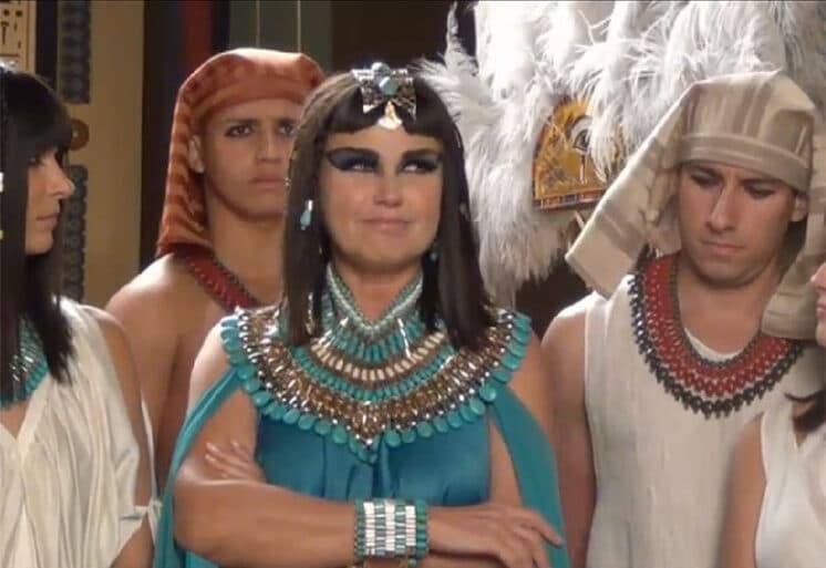 Gugu e Xuxa não irão na pré-estreia de “Os Dez Mandamentos”