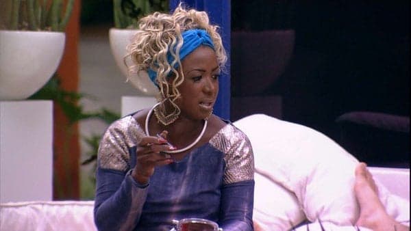 "Ninguém se casa com periguete", dispara Harumi sobre Adélia, do "BBB 16"