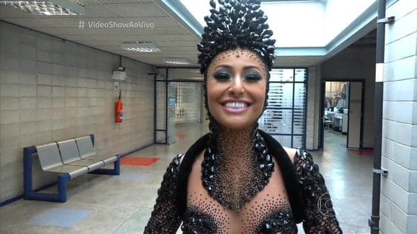Sabrina Sato dá susto em empresário ricaço durante Carnaval no Rio de Janeiro