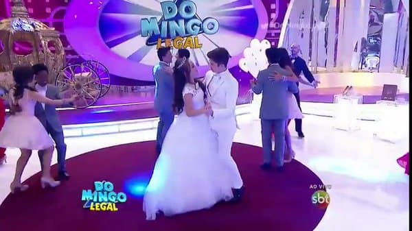 Mesmo com aniversário de Larissa Manoela, "Domingo Legal" fecha atrás da Record