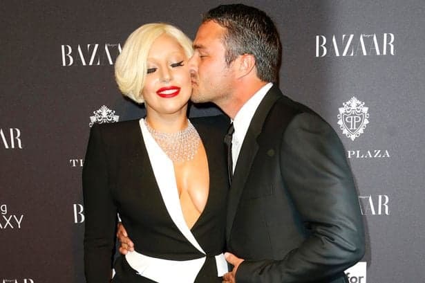 Noivo de Lady Gaga teria confrontado Leonardo DiCaprio após polêmica no Globo de Ouro