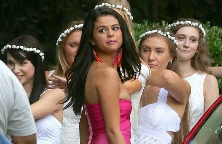 Selena Gomez aparece no trailer da comédia "Vizinhos 2"; veja