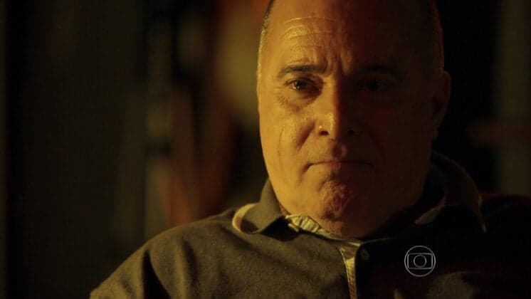 "Tem violência em qualquer lugar", diz Tony Ramos ao defender "A Regra do Jogo"