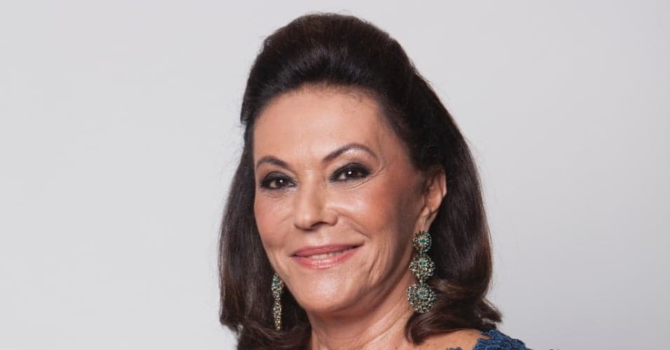 Mãe do ex-ator da Record, Luciano, Beth Szafir tem cachê bloqueado pela Justiça por causa de divida de marido morte (Foto: Edu Moraes/Record)
