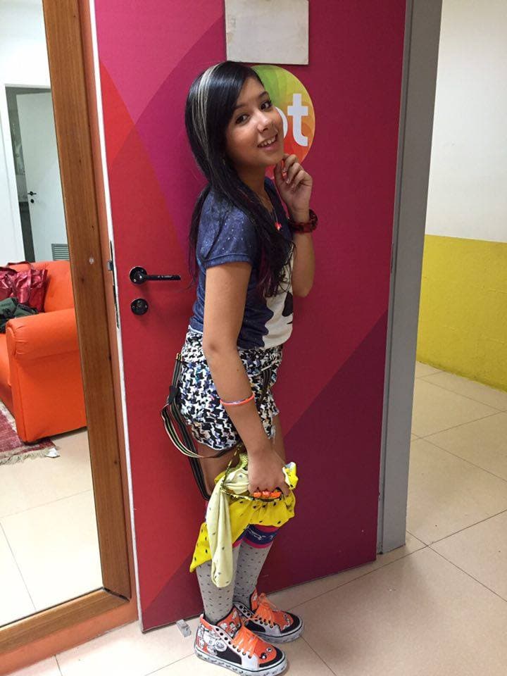 Ex-Chiquititas, Cinthia Cruz muda o visual radicalmente para novo programa no SBT