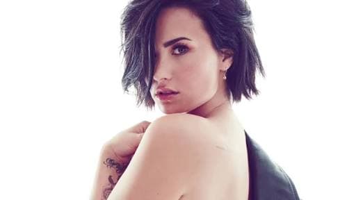 Demi Lovato revela: "Me sinto mais bonita quando estou nua"