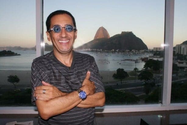 Kajuru dá entrevista na Record, fala de demissão ao vivo e assume ter colocado prótese nas partes íntimas