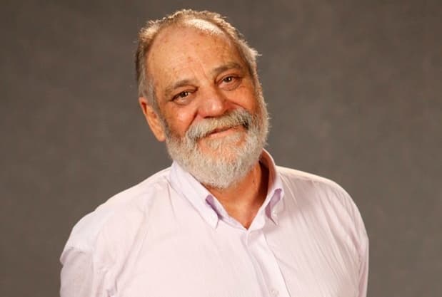 Autor de "Sol Nascente", Walther Negrão escreveu apenas 24 capítulos da novela; Globo esconde ausência