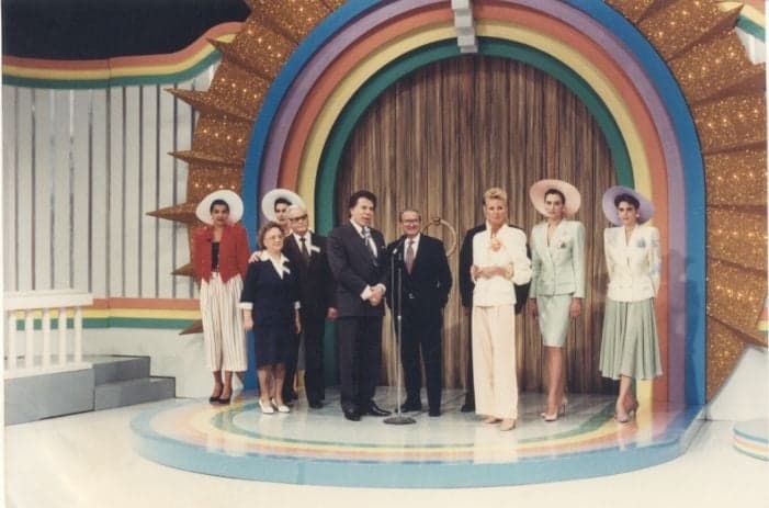 Silvio Santos pensa em relançar "Porta da Esperança" em seu programa