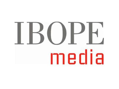 Com crise, audiência da tv dispara no Brasil. Confira números