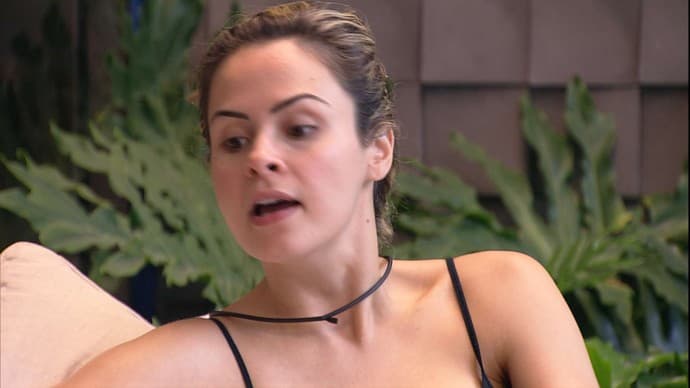"BBB16": Ana Paula planeja combinação de votos para indicar Renan ao paredão