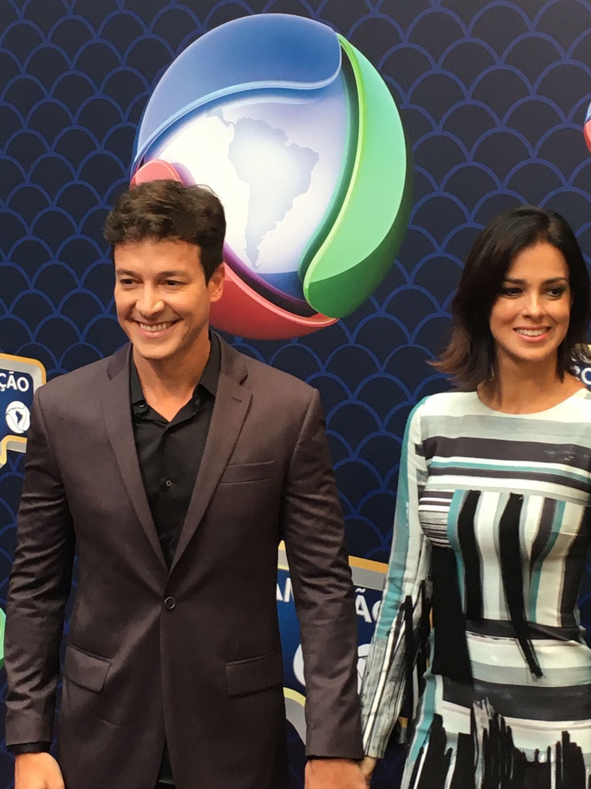http://tvfoco.uai.com.br/wp-content/uploads/2015/05/Daniela-Mercury.jpg