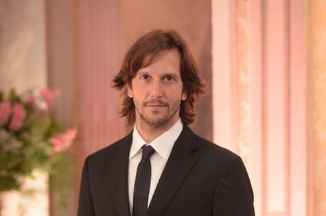 Vladimir Brichta retorna às novelas após 10 anos