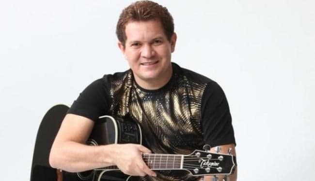 Quarta cantora desiste de trabalhar com Ximbinha e faz comunicado